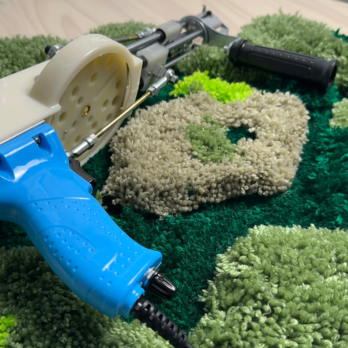 1 Rug Gun 1 Rug Gun1 Rug Gun1 Rug Gun1 Rug Gun1 Rug Gun1 Rug Gun1 iMakeRugs Rug Supplies